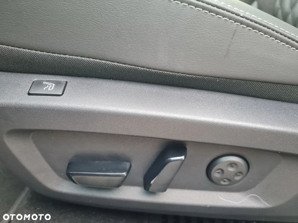 Nissan Qashqai 1.3 DIG-T MHEV Tekna+ Xtronic - 10