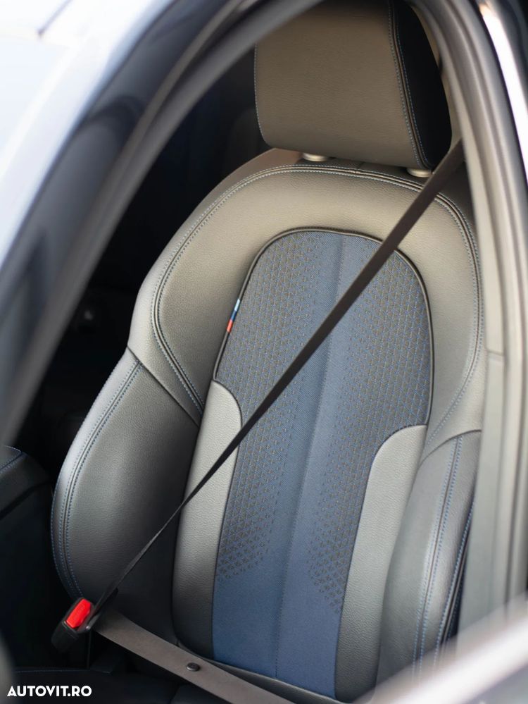 BMW M1 M135i xDrive - 13