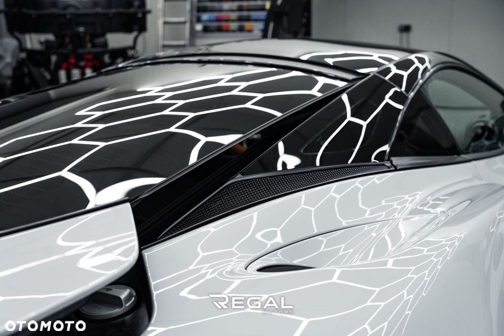 McLaren GT Standard - 37