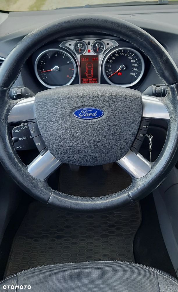 Ford Focus 1.6 16V Titanium - 5
