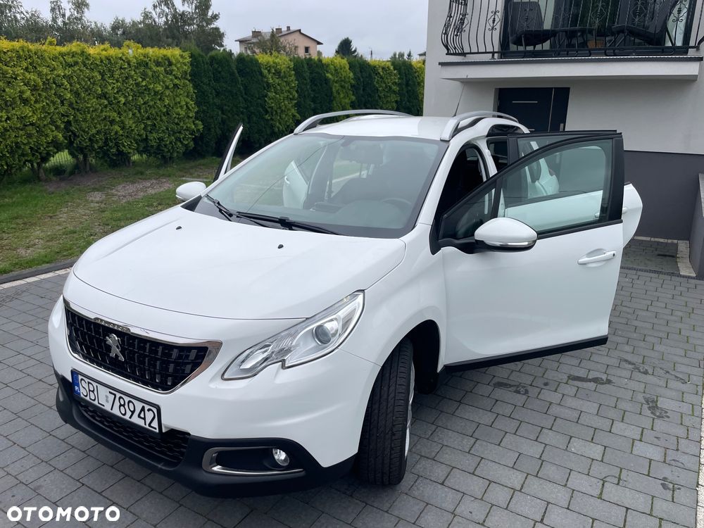 Peugeot 2008 1.2 Pure Tech Style - 17