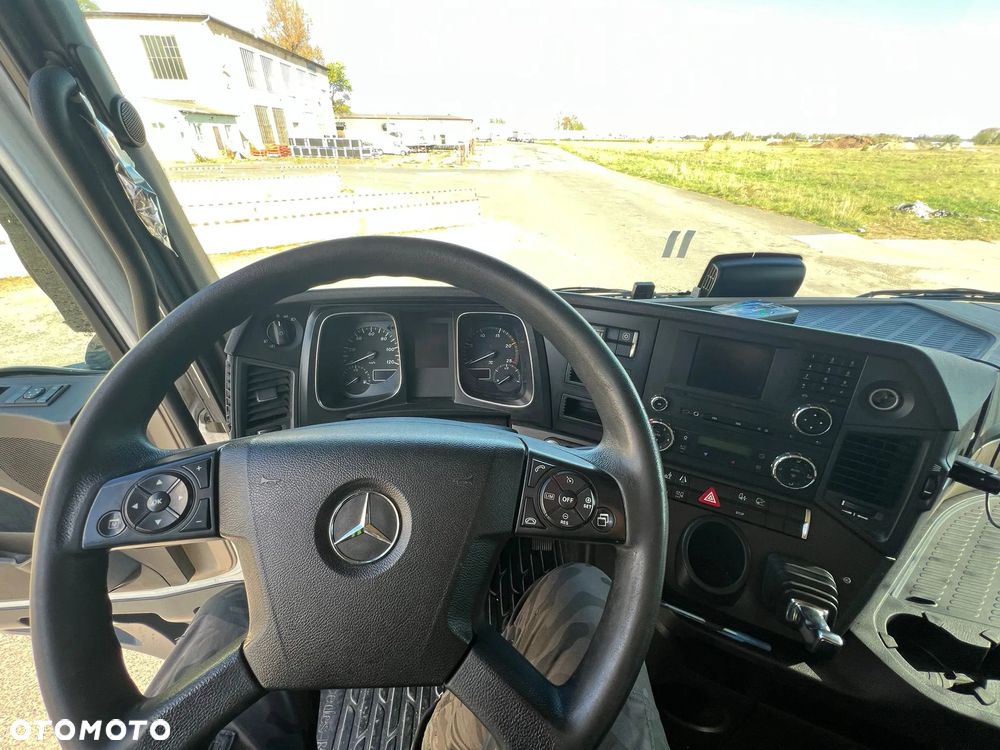 Mercedes-Benz Actros MP4 - 6