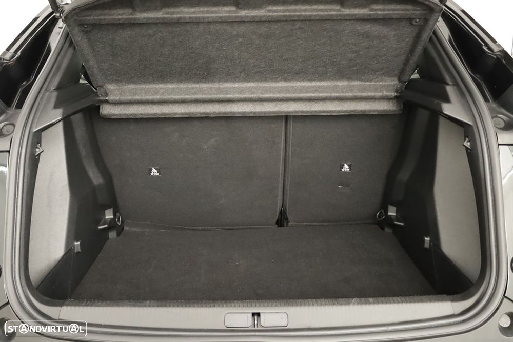 Peugeot 2008 1.2 Hybrid Allure e-DCS6 - 22