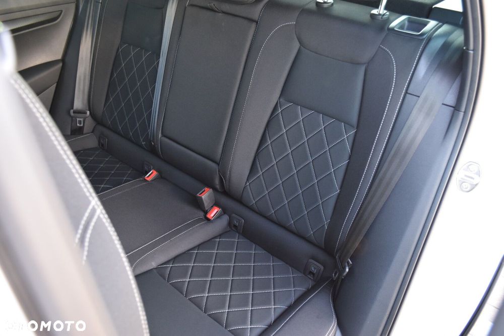 Skoda Karoq 1.5 TSI ACT 4x2 Sportline DSG - 32