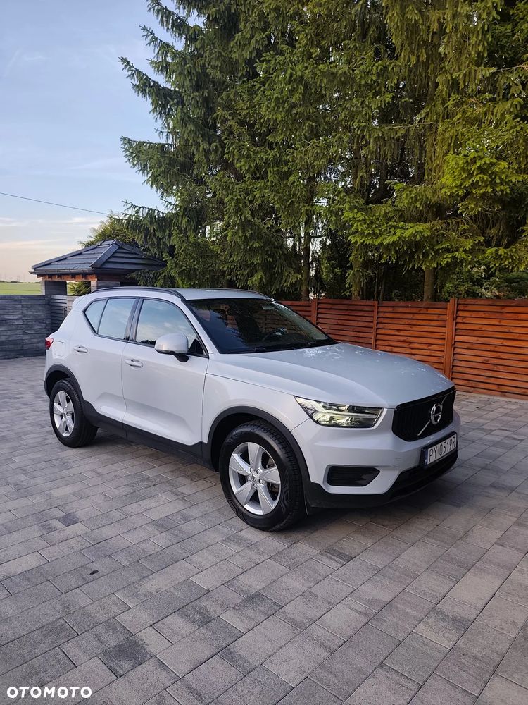Volvo XC 40 T2 Essential - 12