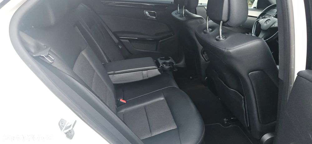 Mercedes-Benz Klasa E - 29