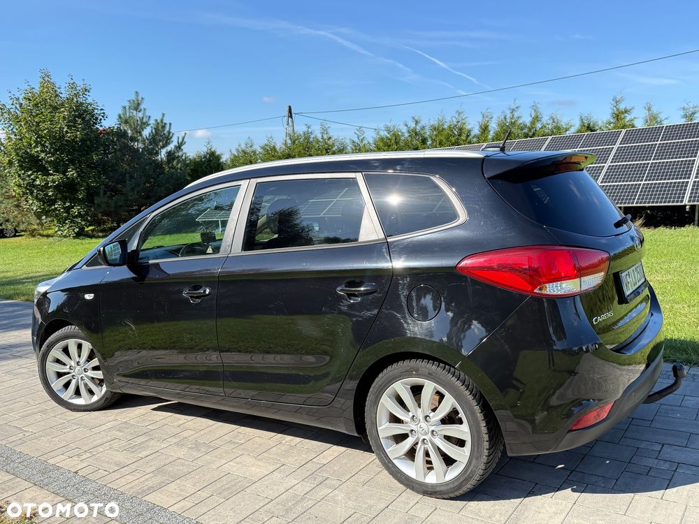 Kia Carens 1.7 CRDi L - 11