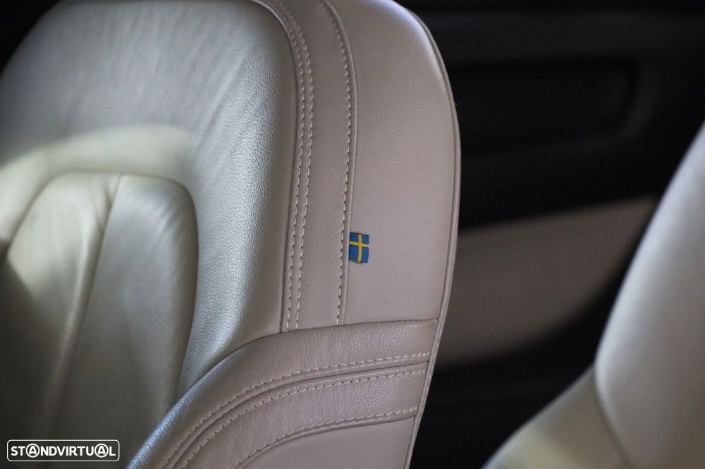 Volvo XC 40 1.5 T5 PHEV Inscription - 11