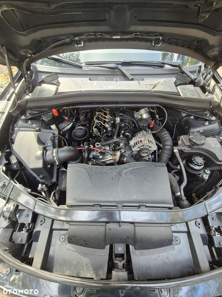BMW X1 2012 photo 2