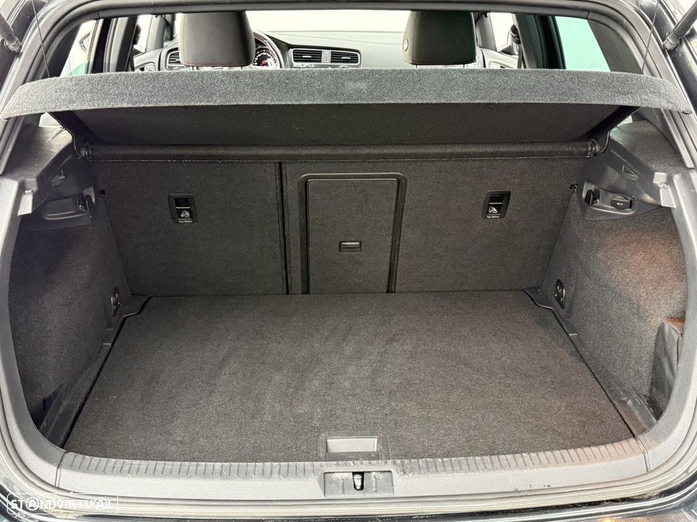 VW Golf 2.0 TSi GTi DSG - 36