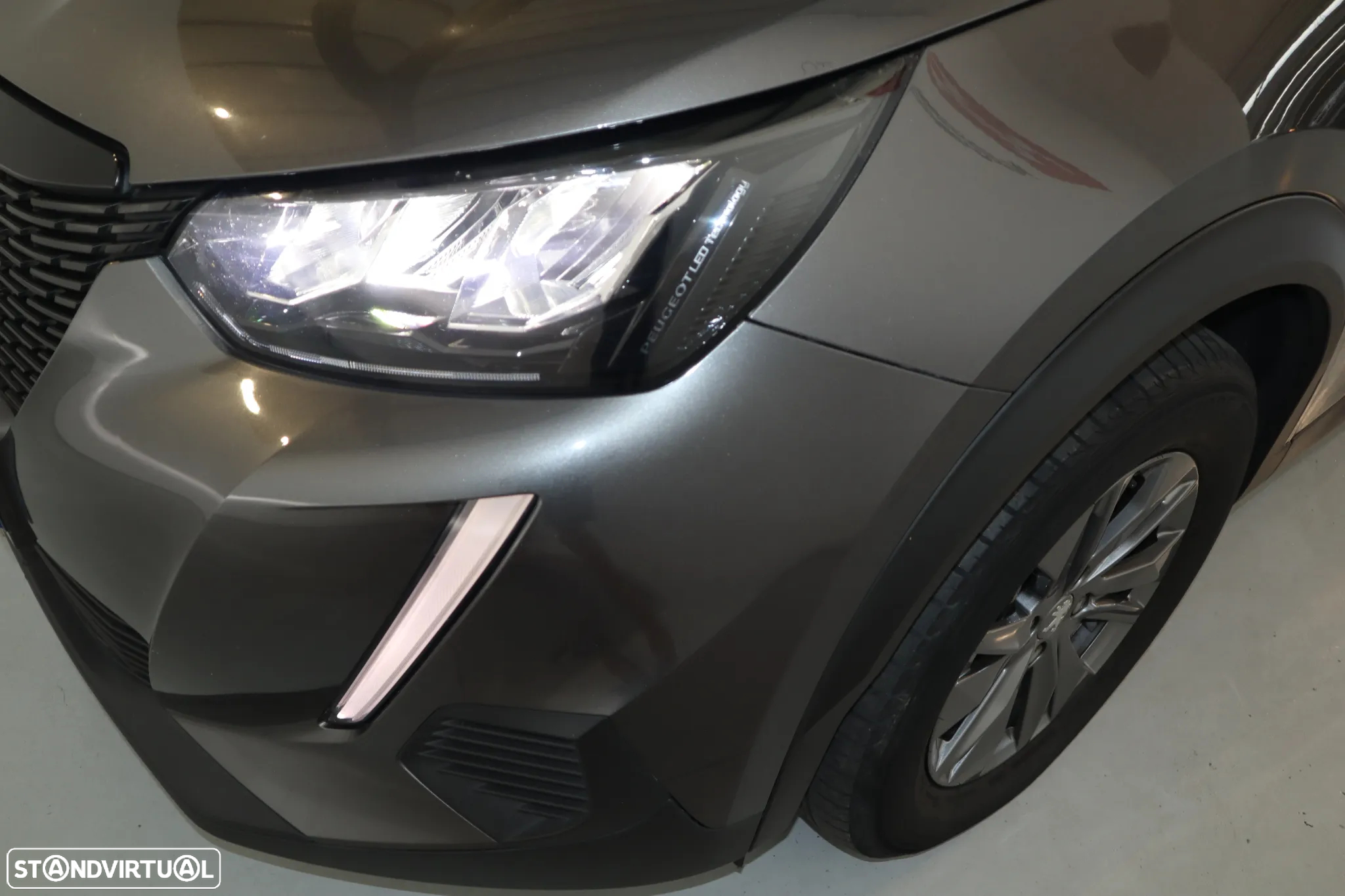 Peugeot 2008 1.2 PureTech Active Pack - 6