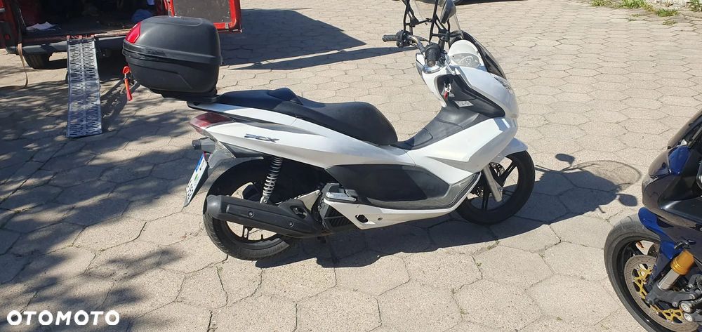 Honda PCX - 10