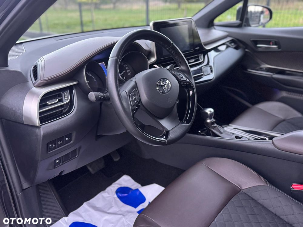 Toyota C-HR - 18