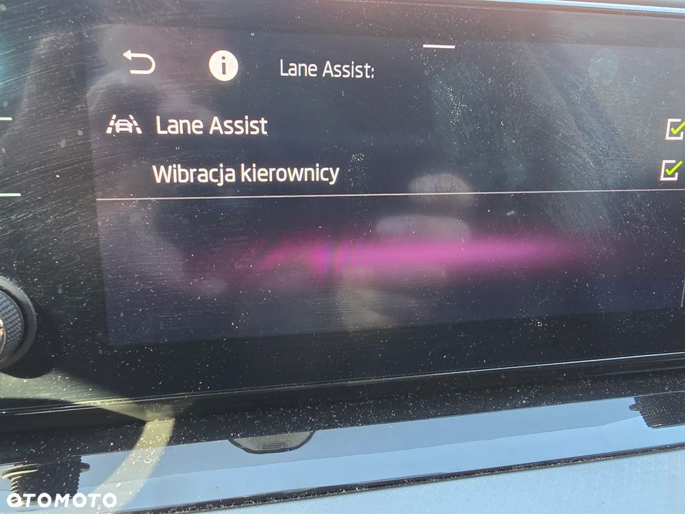 Skoda Octavia 2.0 TDI Selection DSG - 32