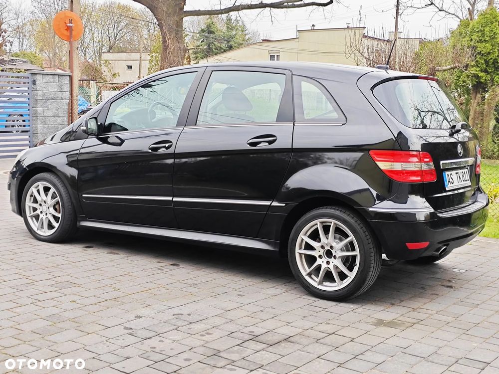 Mercedes-Benz Klasa B 200 CDI Special Edition - 12