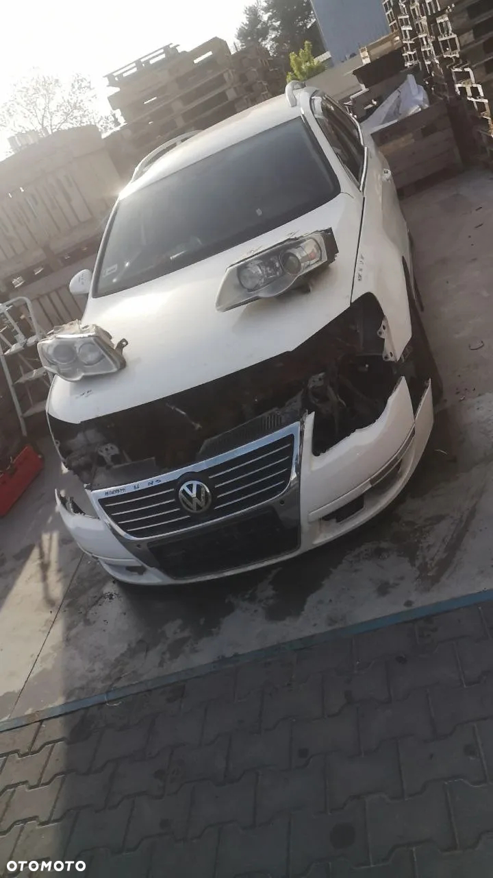 PASSAT B6 KAROSERIA DRZWI BŁOTNIK REFLEKTOR ZDERZAK - 2
