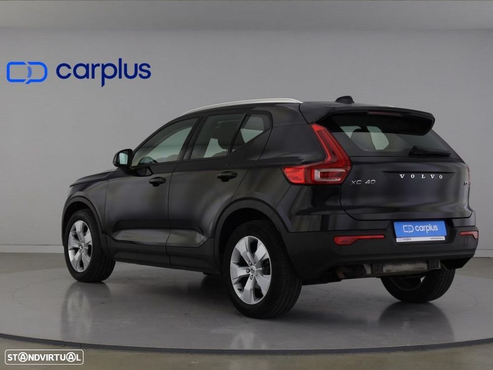 Volvo XC 40 1.5 T3 Momentum - 5