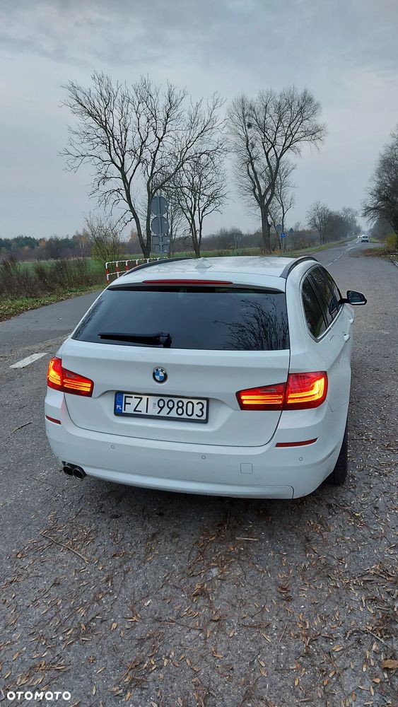 BMW Seria 5 520d - 4