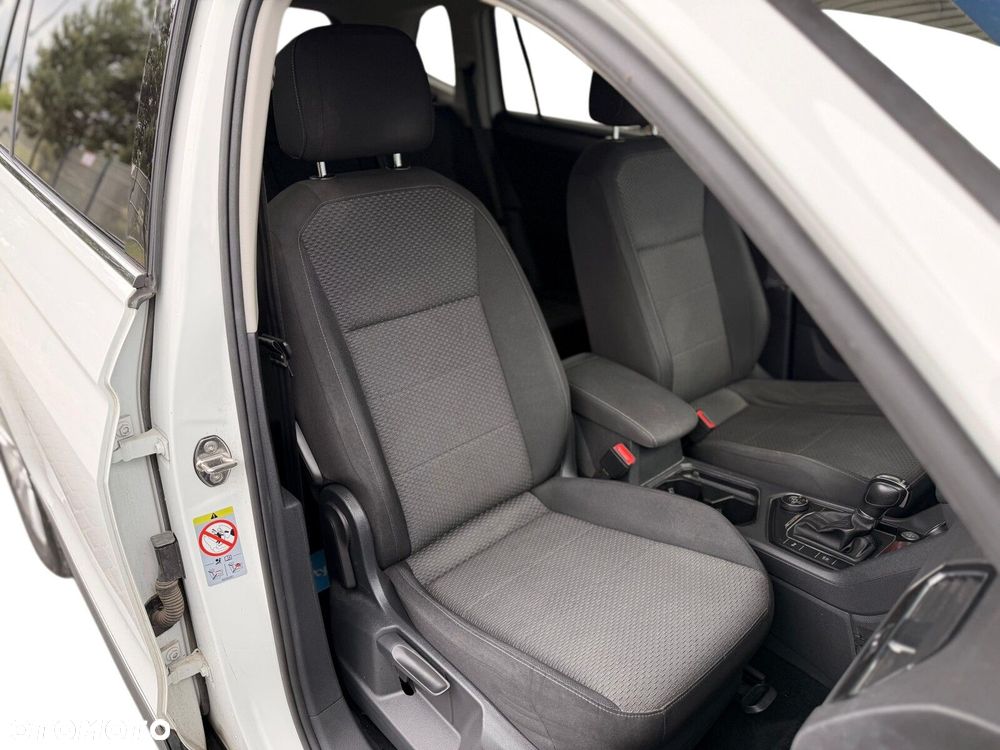 Volkswagen Tiguan Allspace 2.0 TSI 4Mot Comfortline DSG - 23