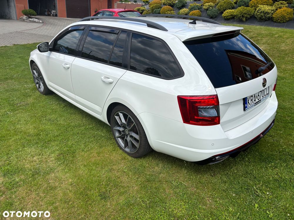 Skoda Octavia 2.0 TDI RS DSG - 4
