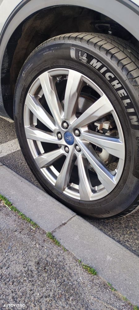 Ford Kuga 2.5 Duratec FHEV FWD Titanium - 32
