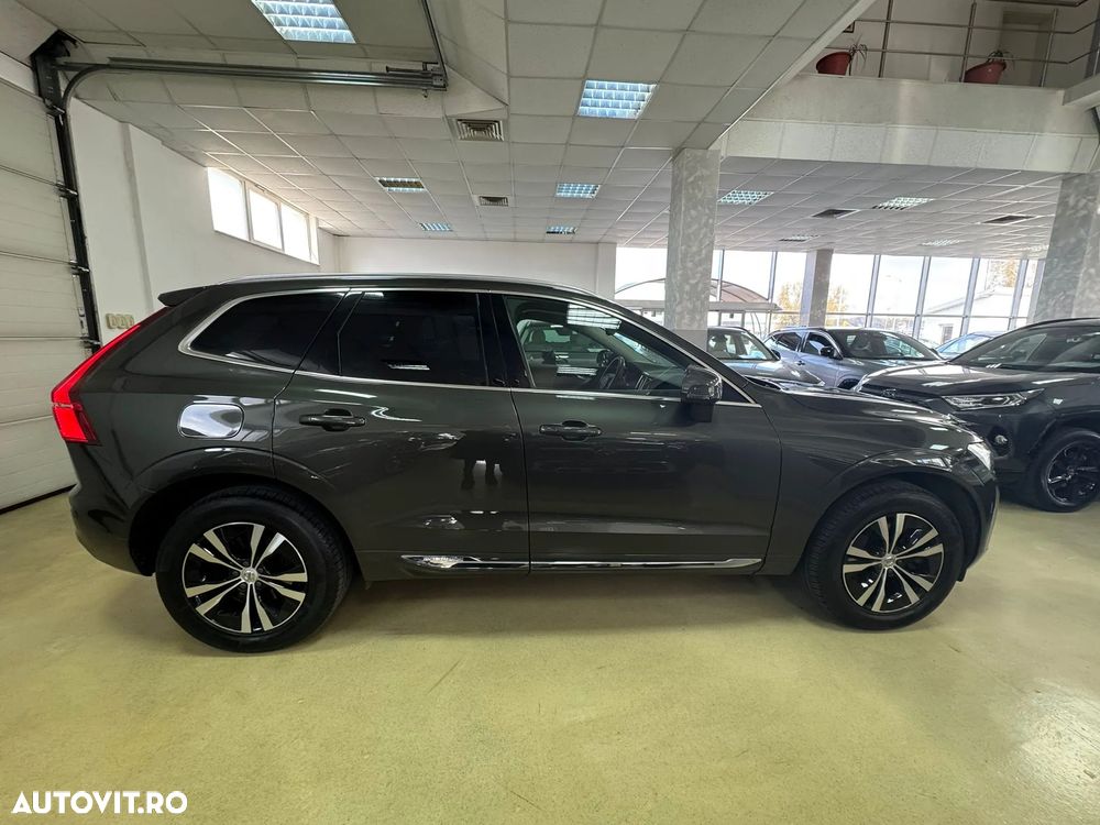 Volvo XC 60 T6 AWD Recharge Geartronic Inscription Expression - 11