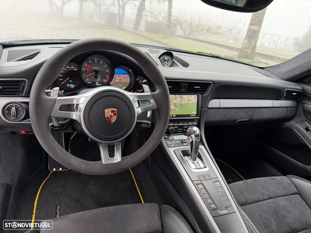 Porsche 911 (991) GT3 - 10