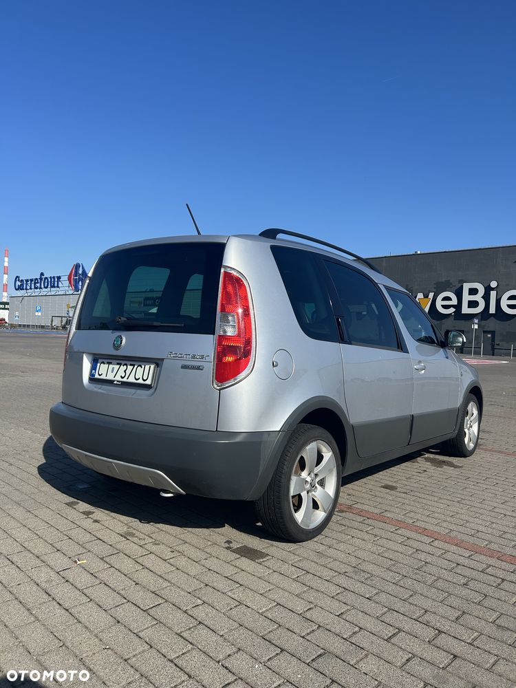Skoda Roomster 2011 photo 3