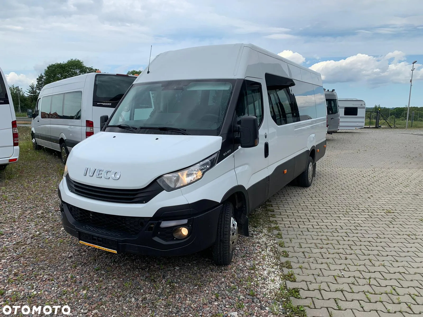 Iveco Daily - 21 miejsc - 2