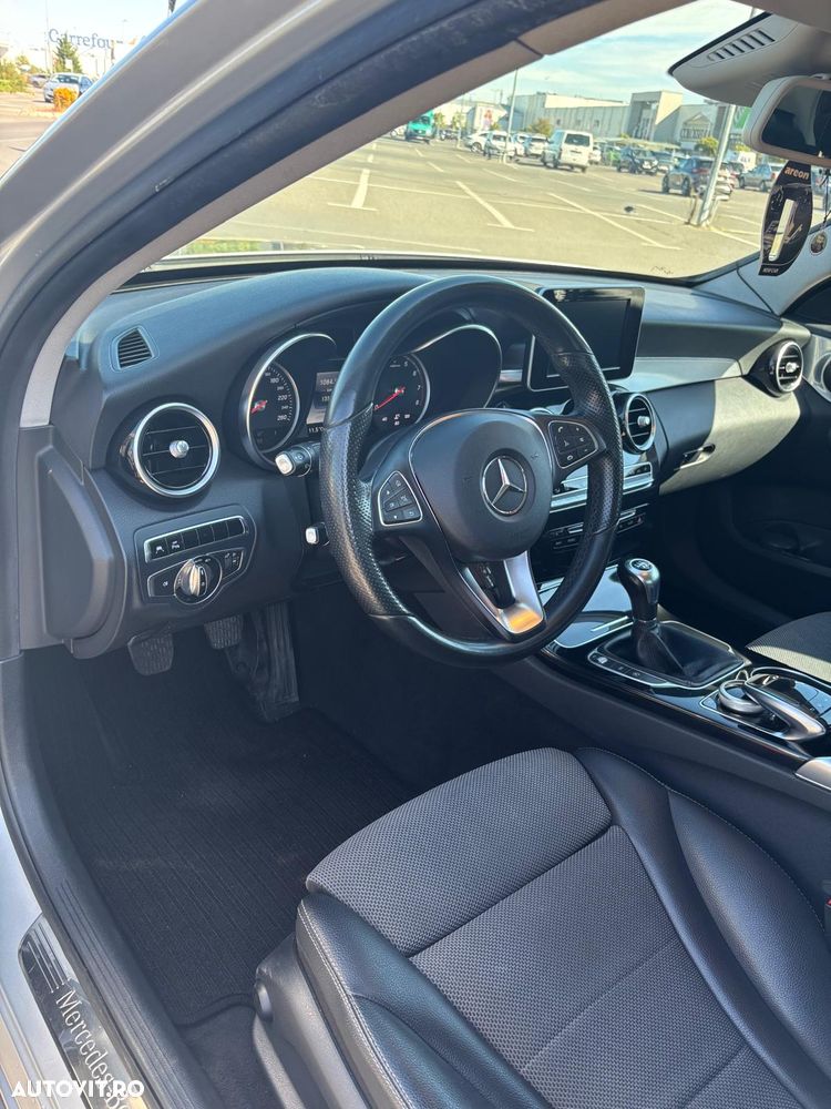Mercedes-Benz C - 7