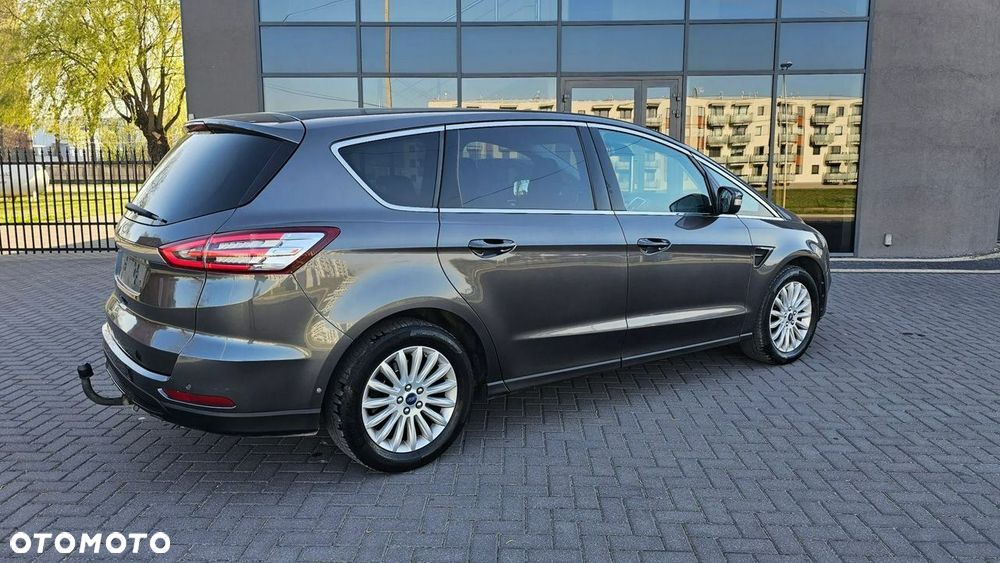 Ford S-Max - 16