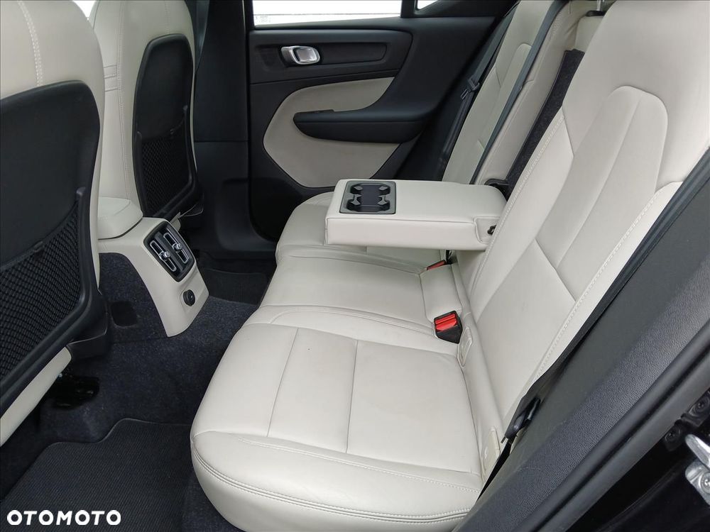 Volvo XC 40 - 13