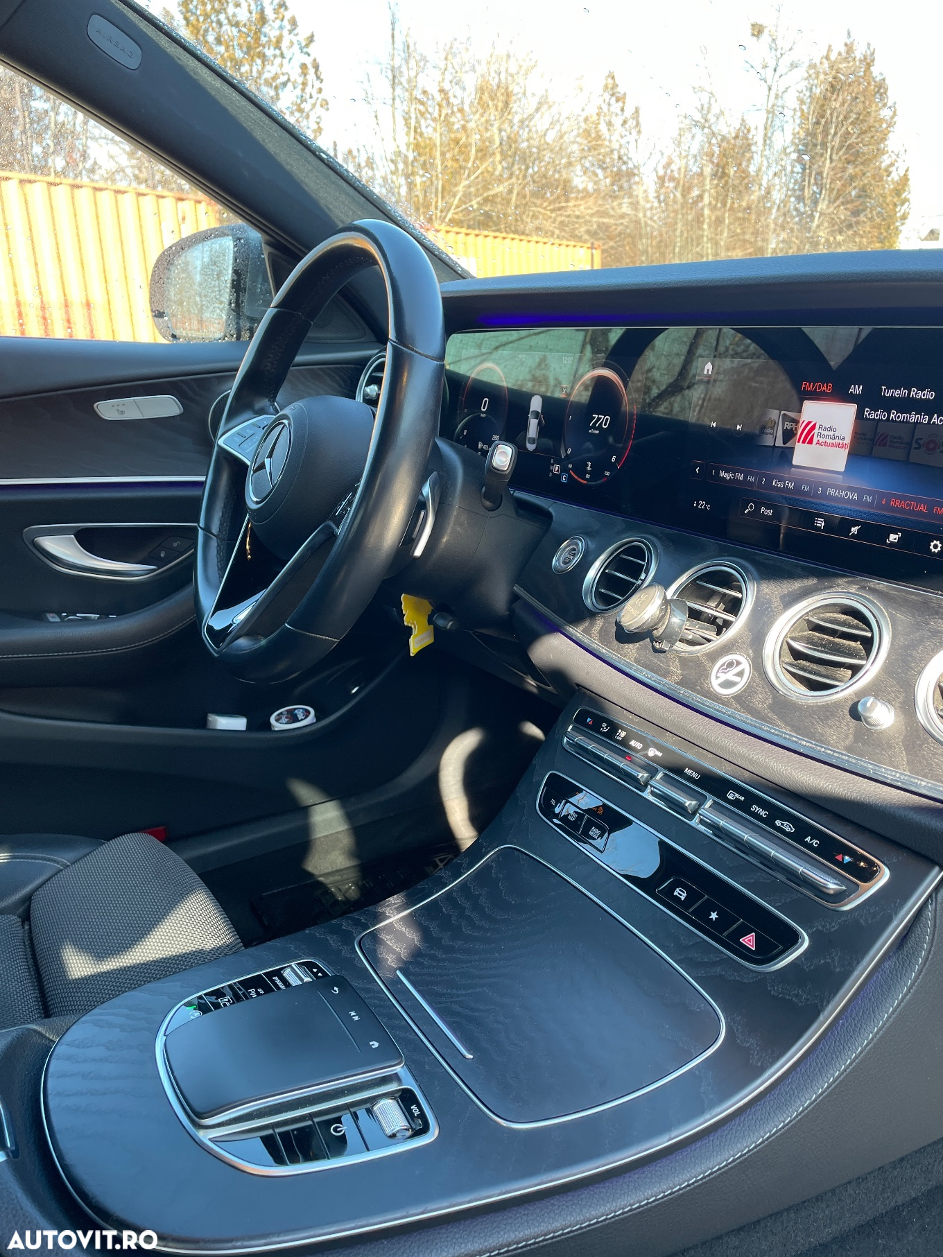 Mercedes-Benz E 220 d Aut. - 11