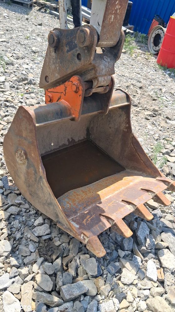 Takeuchi TB260 - 12
