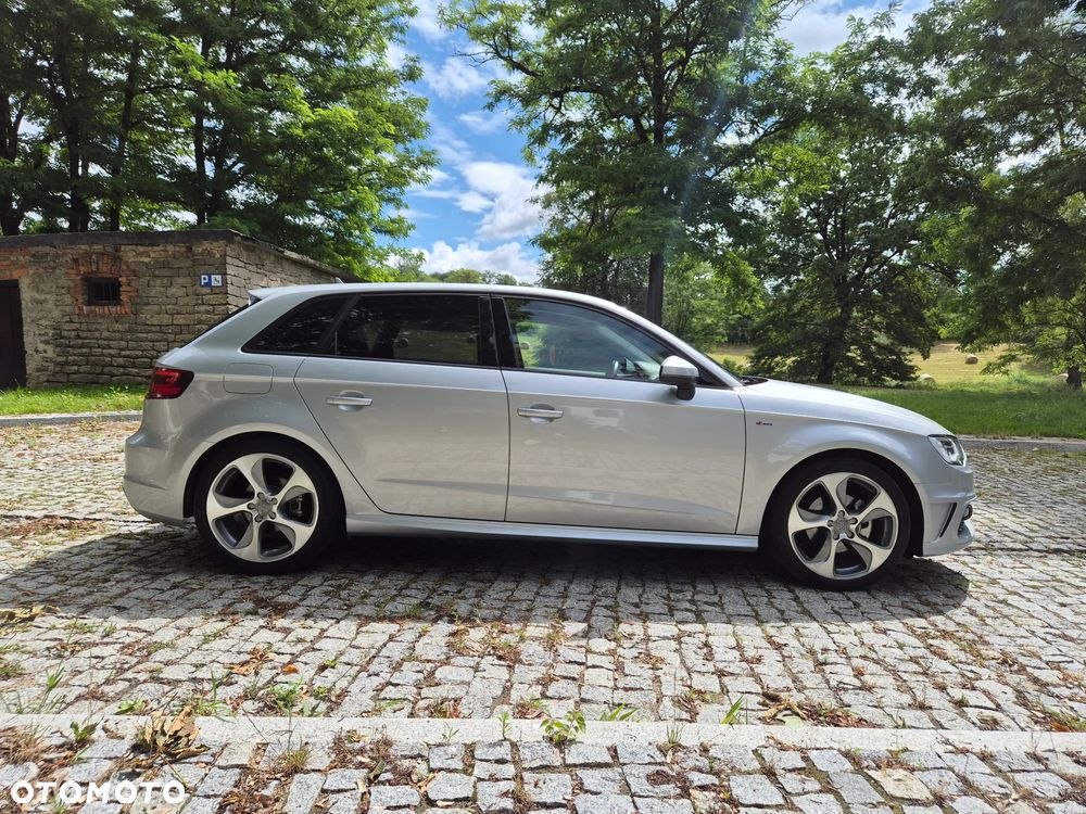 Audi A3 Sportback 2.0 TDI - 11