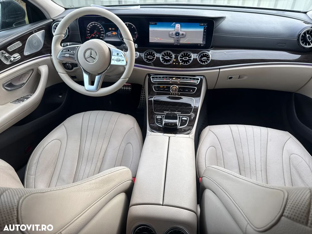 Mercedes-Benz CLS - 24