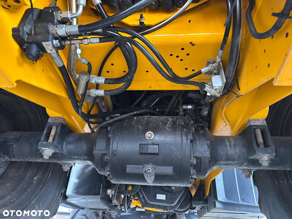 JCB 3CX Contractor - 12