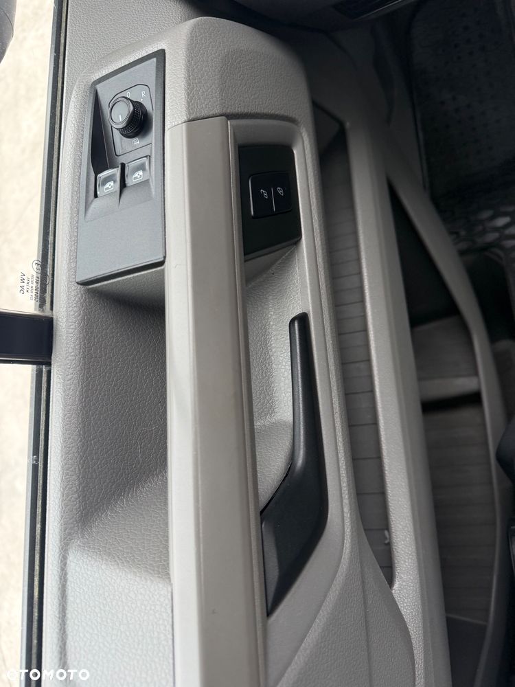 Volkswagen CRAFTER - 22