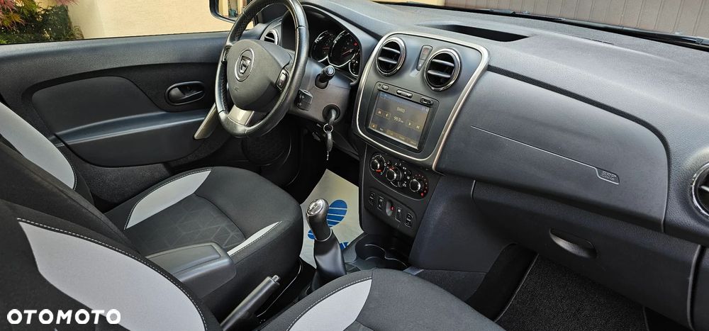 Dacia Sandero Stepway TCe 90 (S&S) Prestige - 8