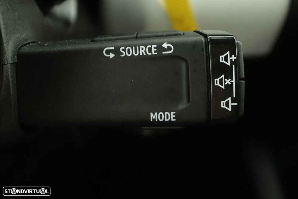 Renault Clio 1.0 TCe Limited - 19