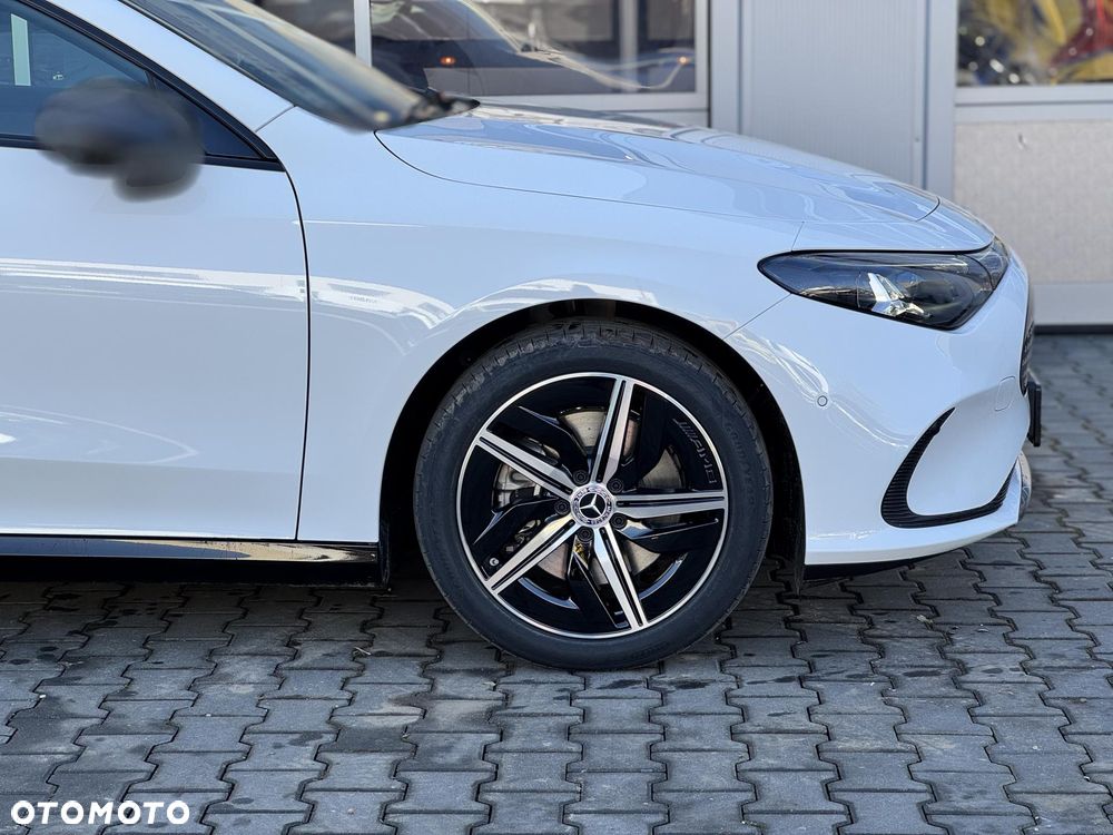 Mercedes-Benz CLA - 8