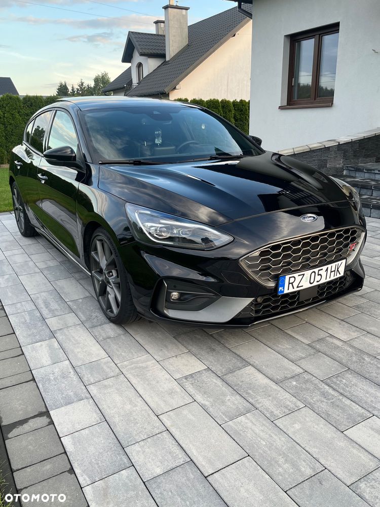 Ford Focus 2.3 EcoBoost ST - 16