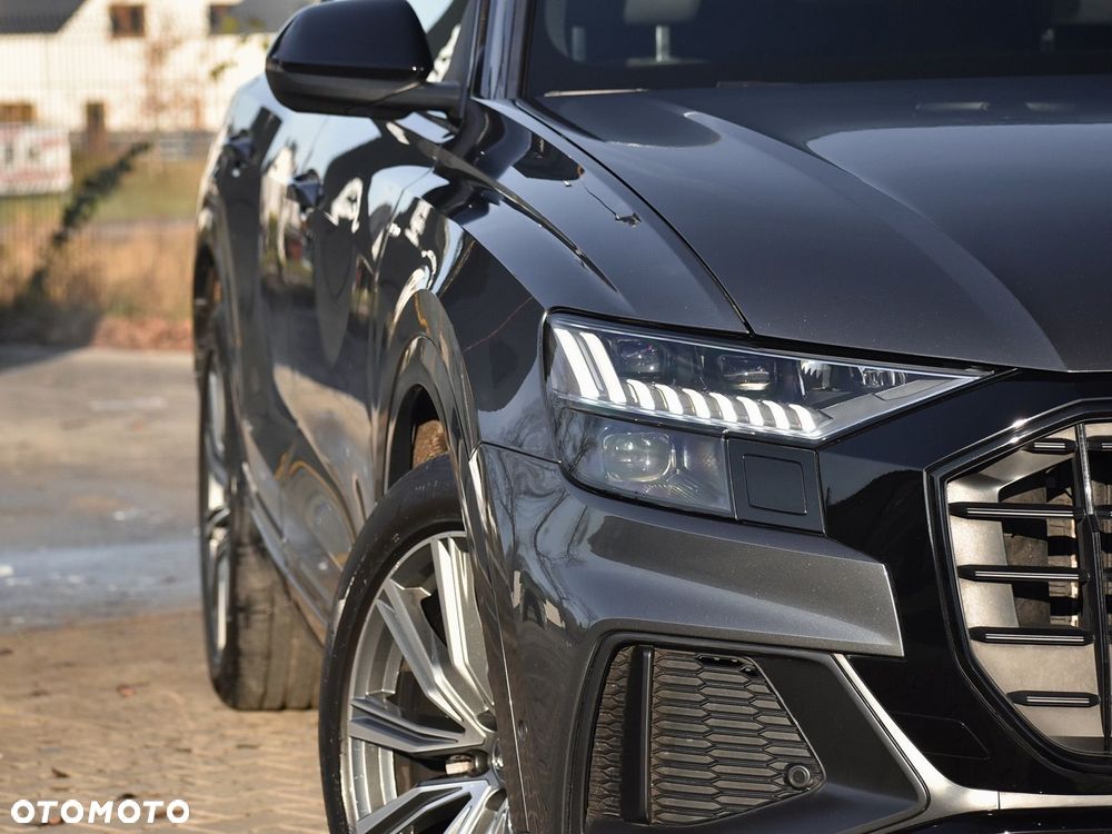 Audi Q8 - 2