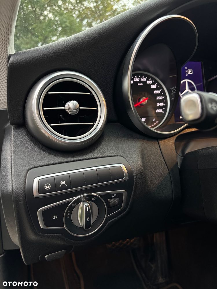 Mercedes-Benz Klasa C 200 d 9G-TRONIC - 10