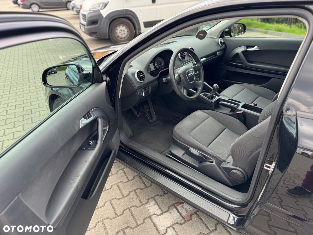 Audi A3 3-drzwiowe 2.0 TDI Attraction - 27