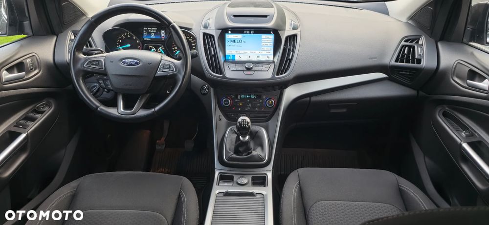 Ford Kuga 1.5 EcoBoost 2x4 Business Edition - 13