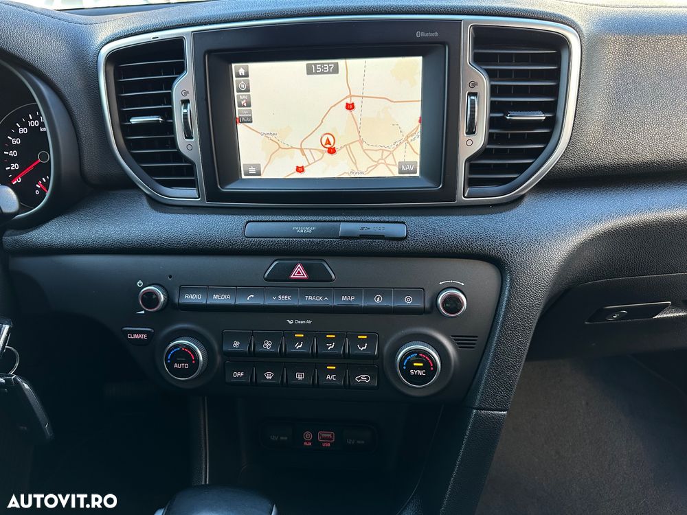 Kia Sportage 1.7 CRDI 2WD ISG Aut. Dream-Team Edition - 6