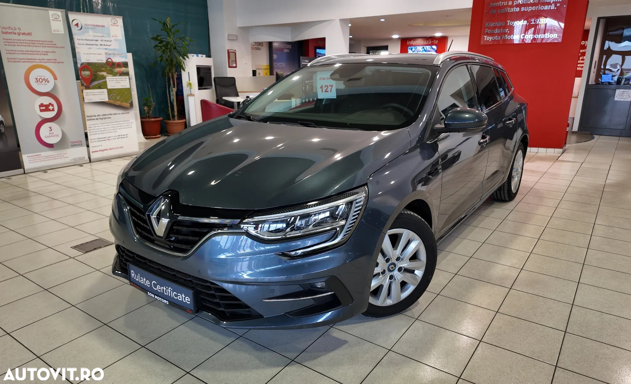 Renault Megane E-TECH Plug-in 160 BUSINESS EDITION - 4
