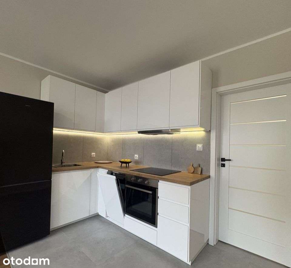 3 pokoje, Karwiny, po generalnym remoncie, balkon