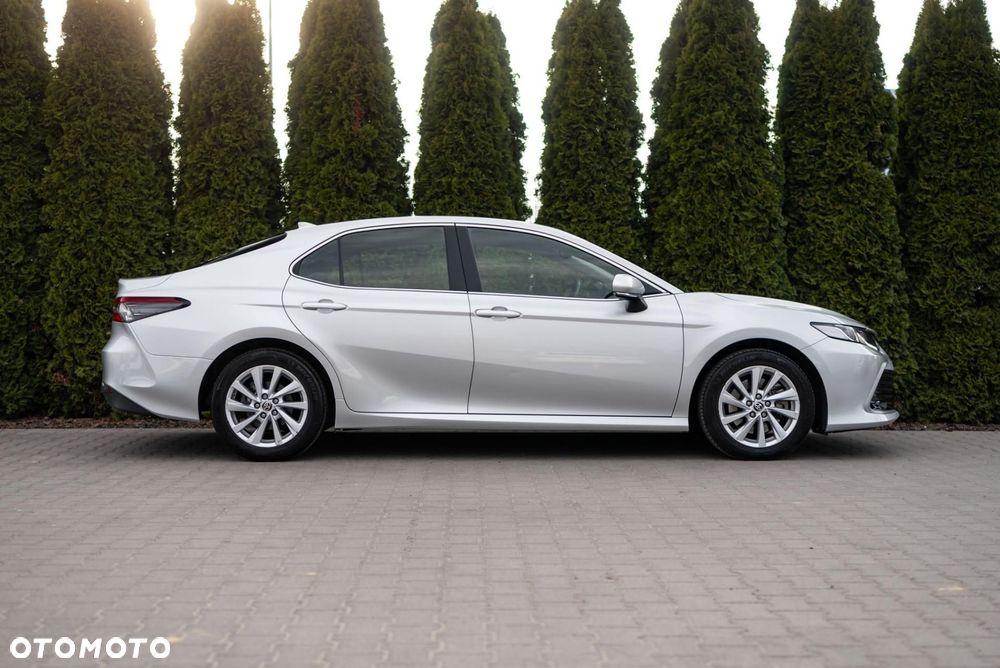 Toyota Camry 2.5 Hybrid Comfort CVT - 9